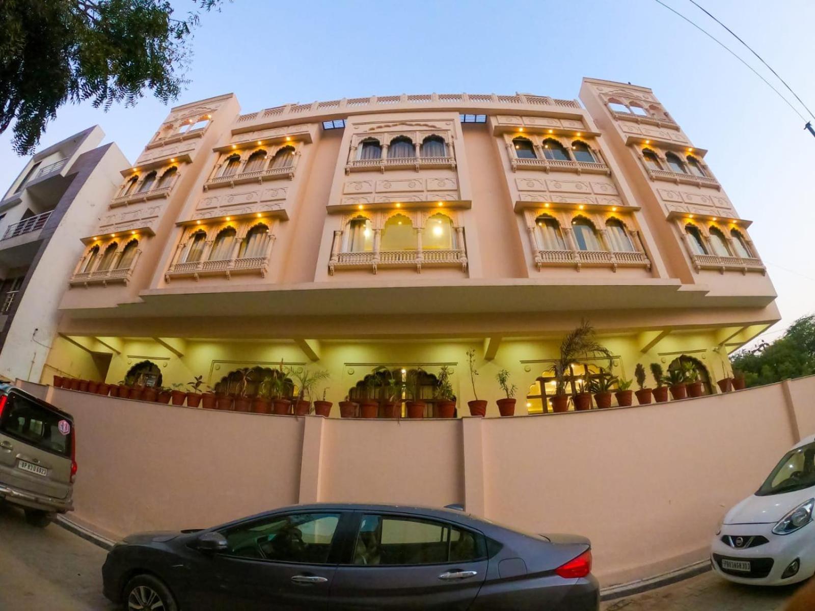 The Taj Vista Agra- Walking Distance To Taj Mahal Agra (Uttar Pradesh) Exterior foto